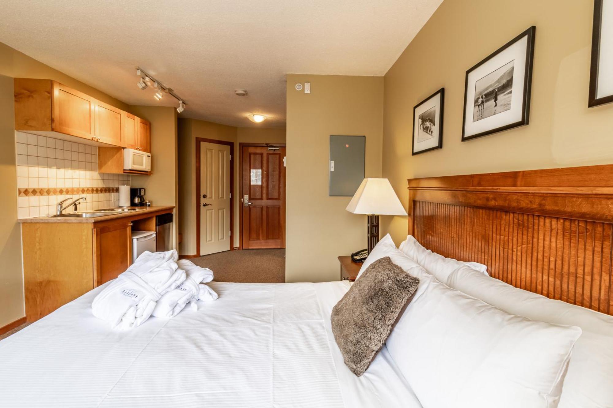 Cascade By Elevate Vacations Apartment Уислър Екстериор снимка