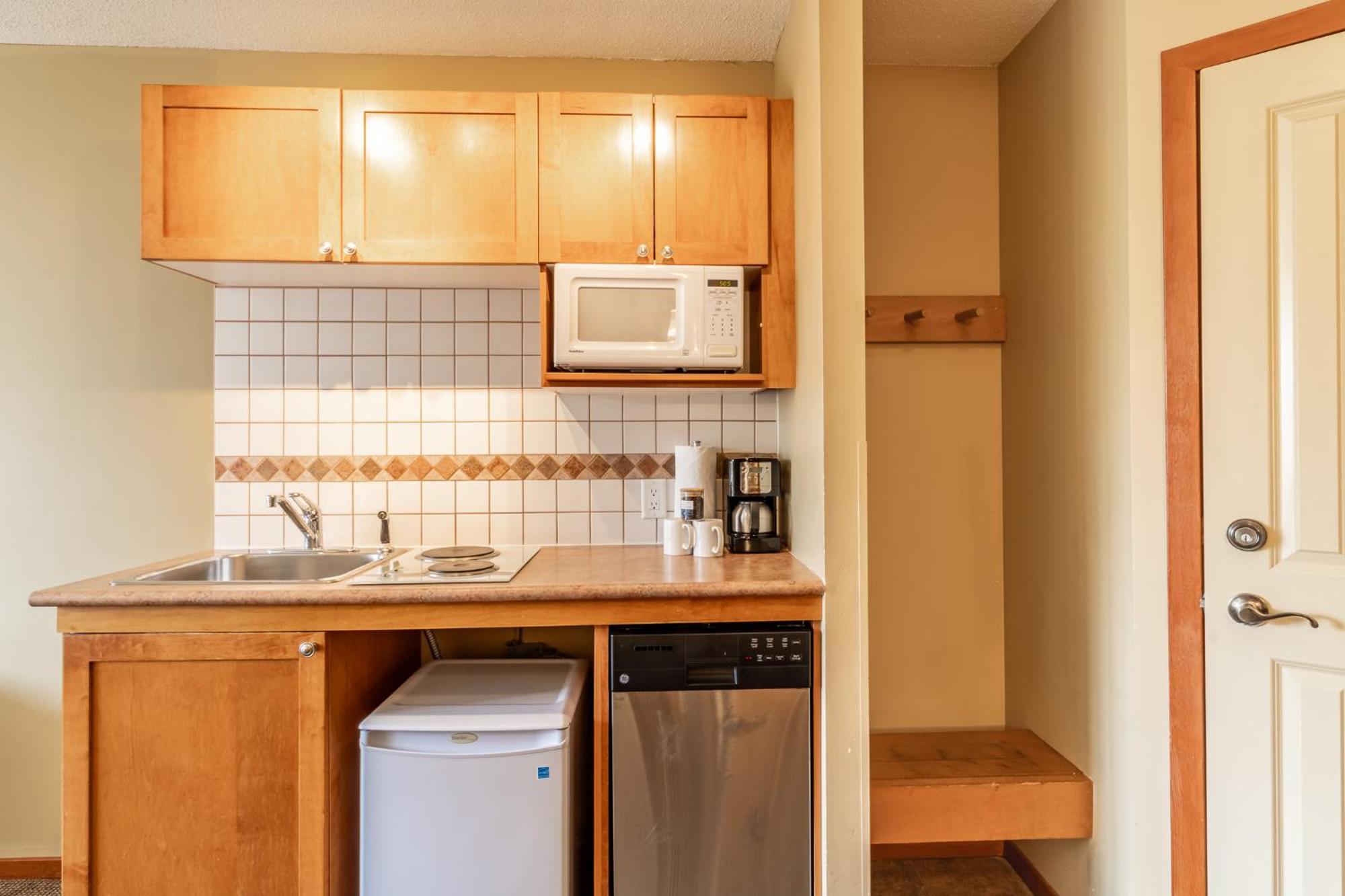 Cascade By Elevate Vacations Apartment Уислър Екстериор снимка
